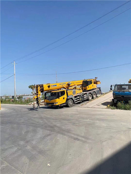 沈丘县吊车作业时，可能会产生哪些额外收费项目？